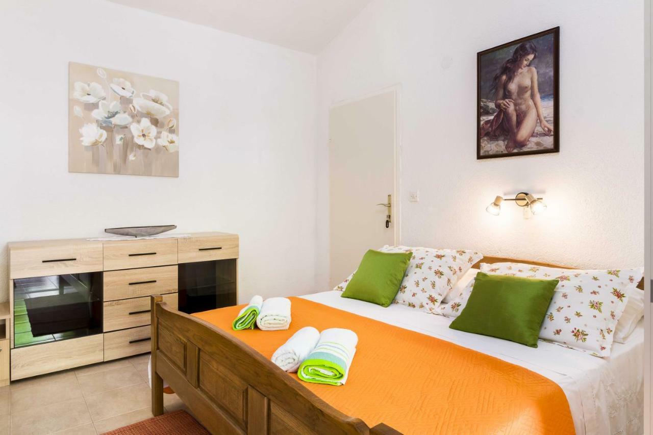 Smokvina Apartment *